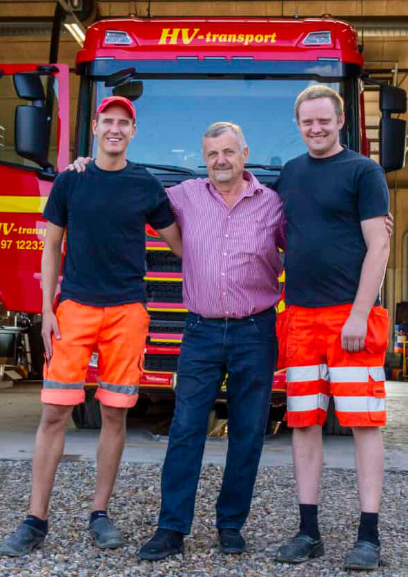 chauffør Poul og to chaufførlærlinger
